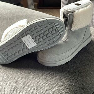 Koolaburra by UGG MINI BOOTS